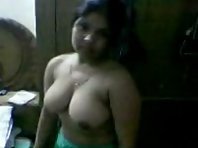 Bhabhi With Juicy Boobs